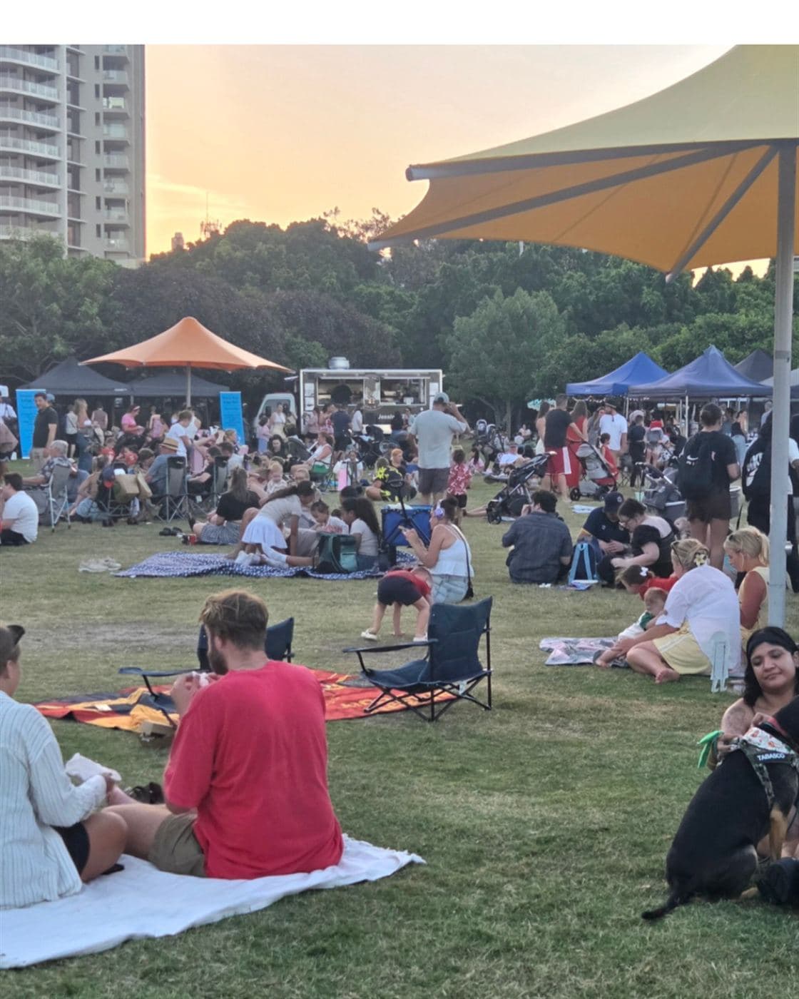 Broadwater Christmas Twilight